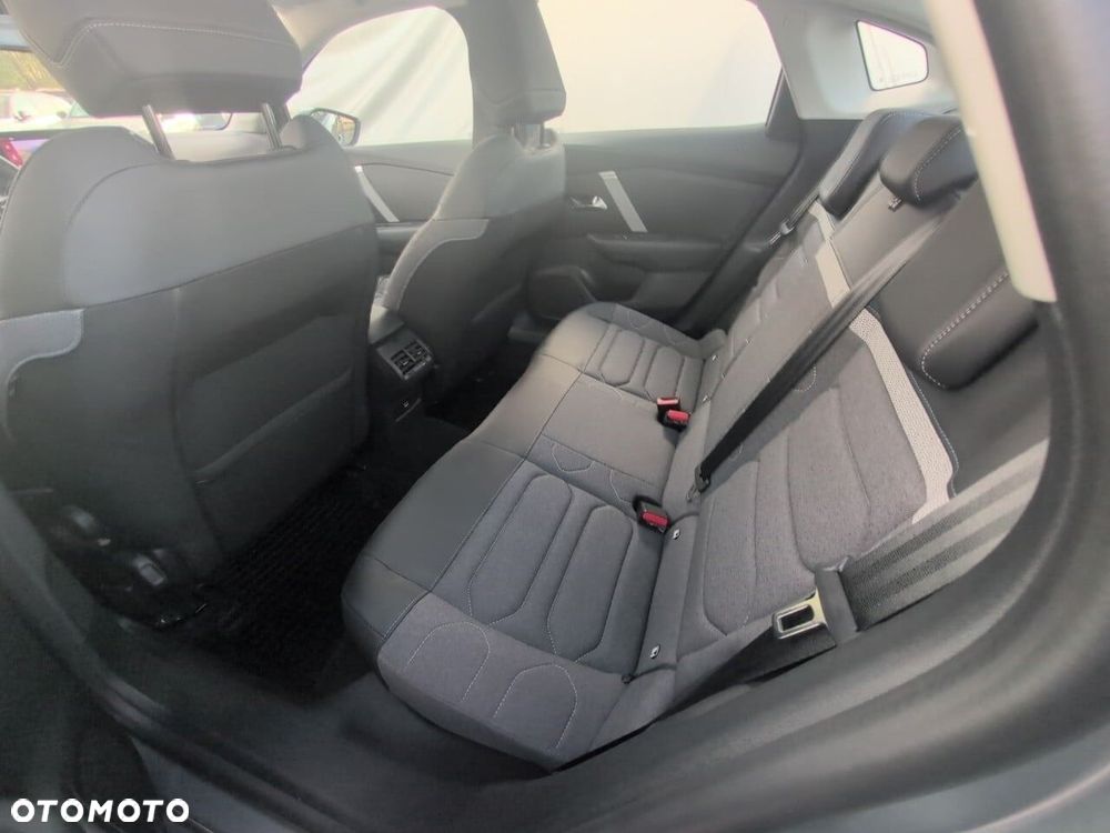 Citroën C4X 1.2 PureTech Plus S&S EAT8 - 10