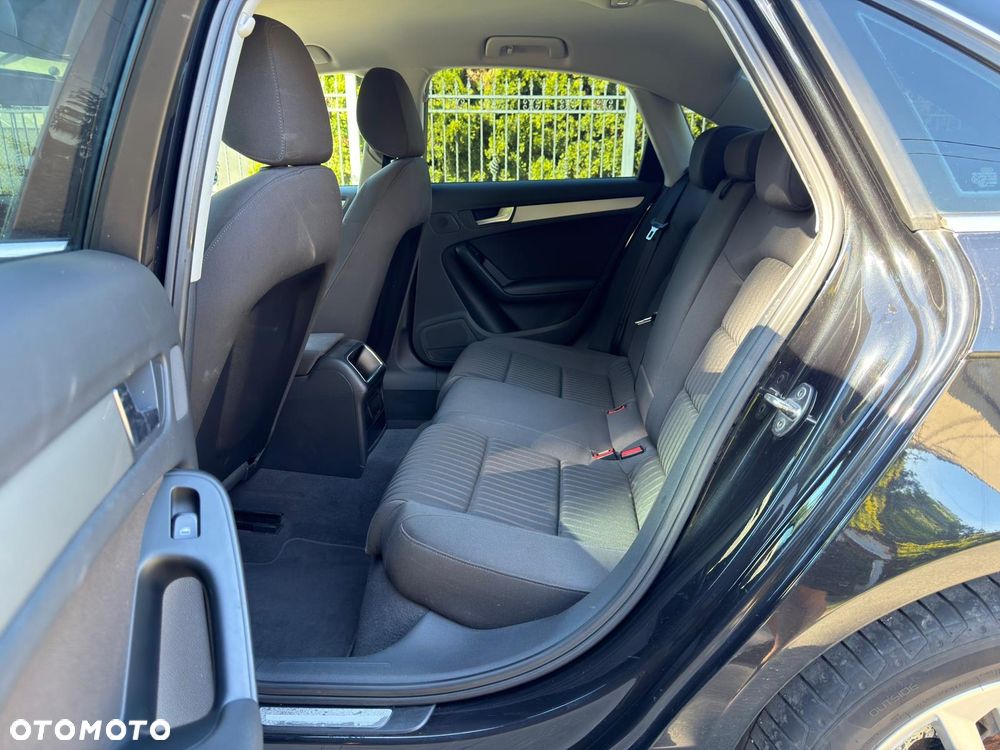 Audi A4 Limousine 1.8 TFSI Ambiente - 9
