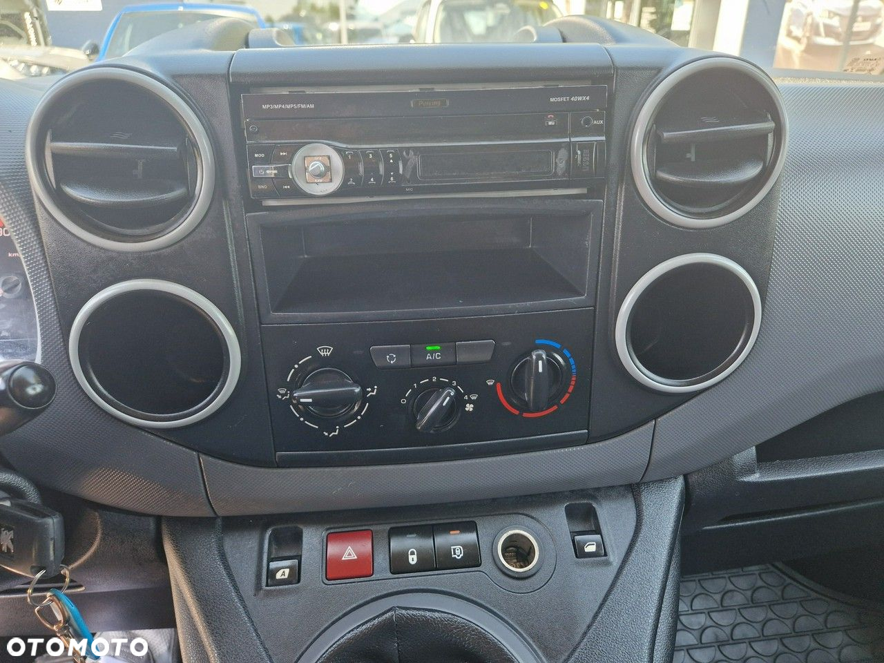 Peugeot Partner - 10
