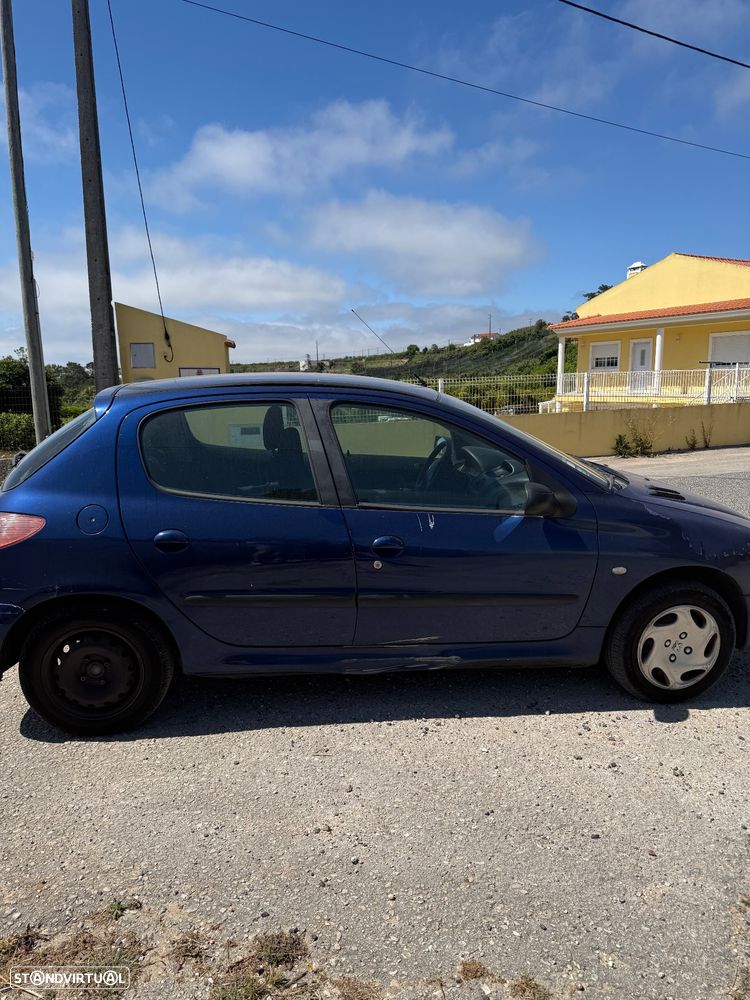 Peugeot 206 1.1 Color Line - 21