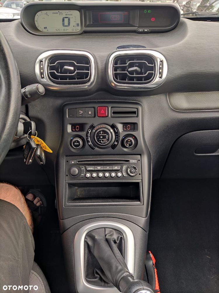 Citroën C3 Picasso 1.4i Attraction - 21