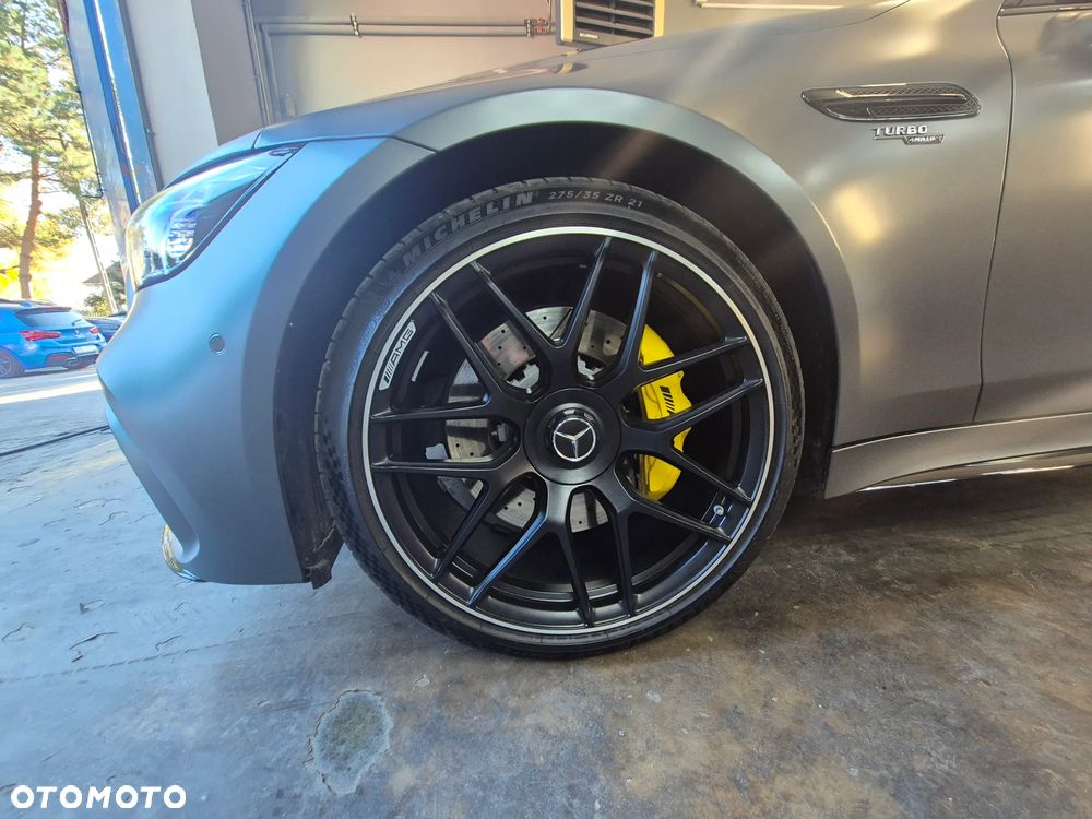 Mercedes-Benz AMG GT - 16