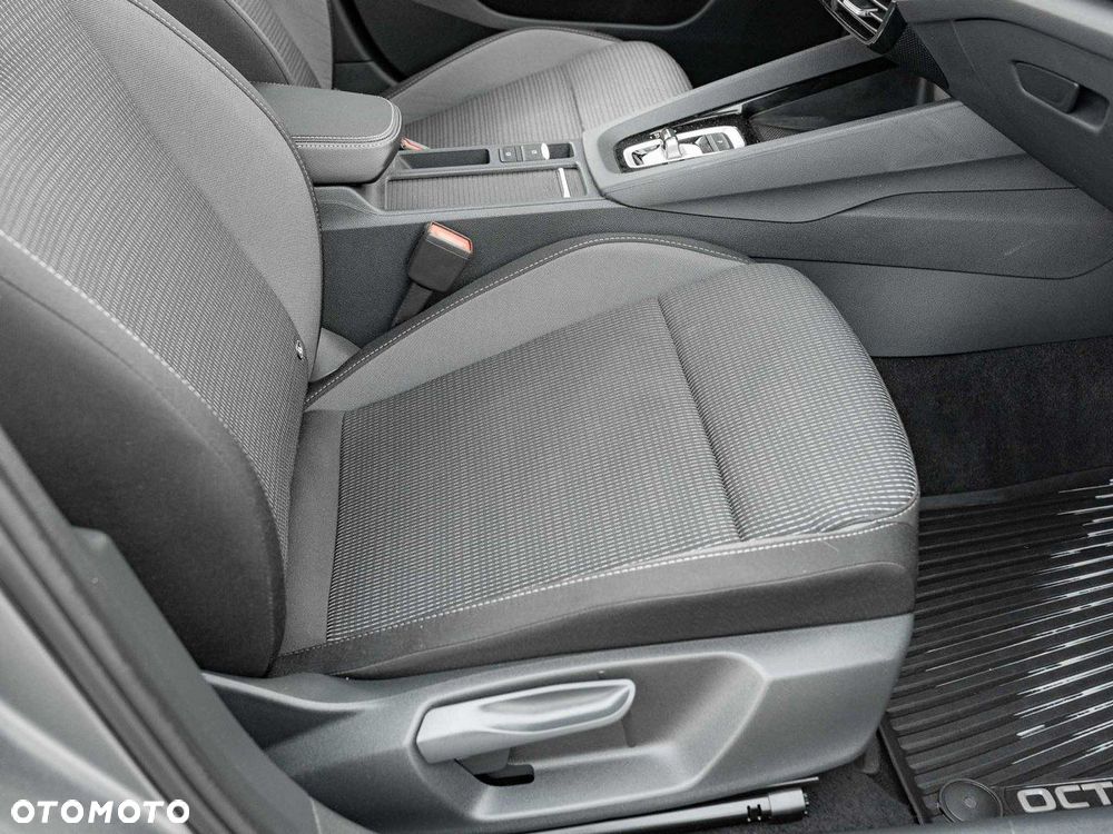 Skoda Octavia 1.5 TSI mHEV Drive Essence DSG - 33