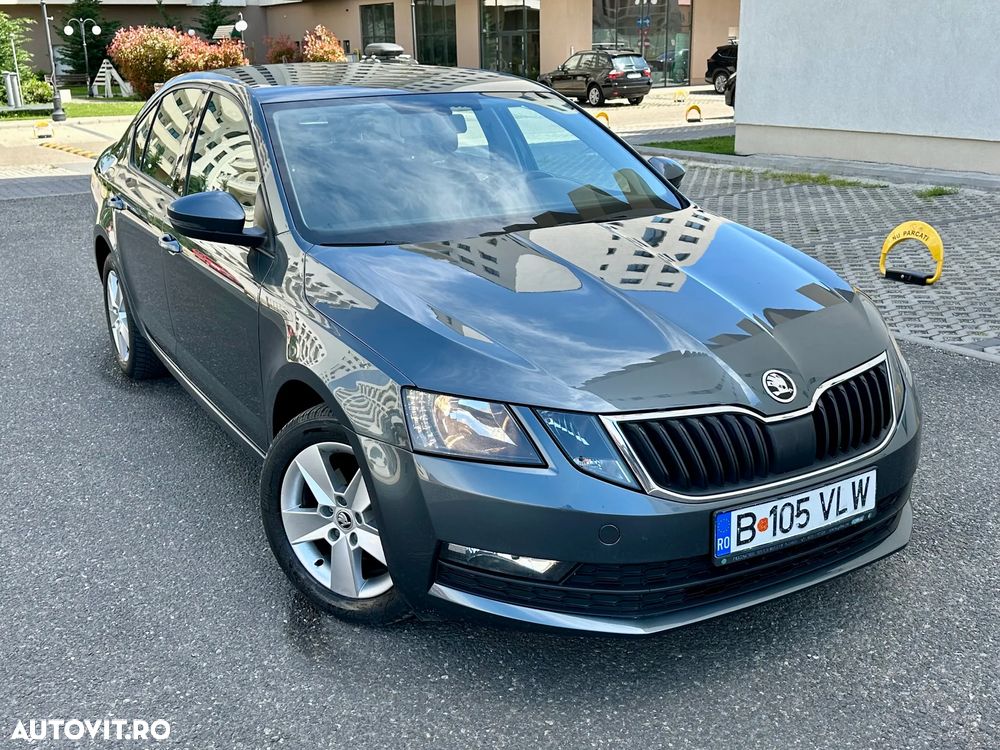 Skoda Octavia - 1