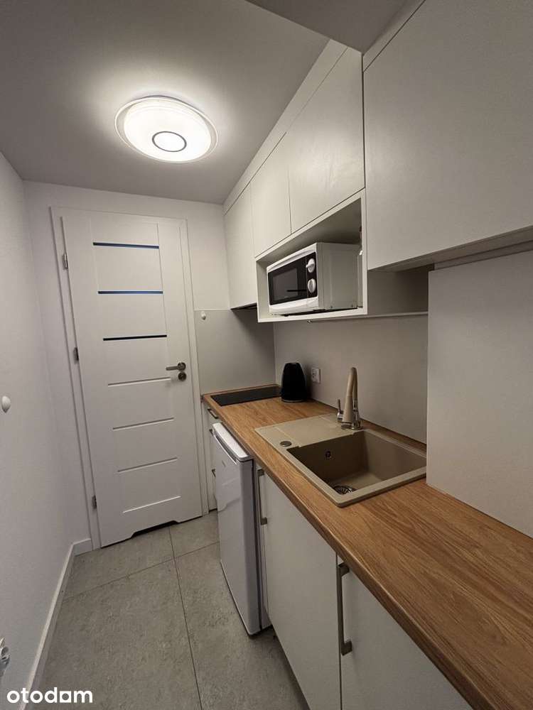 Studio z ogródkiem i parkingiem Mokotów