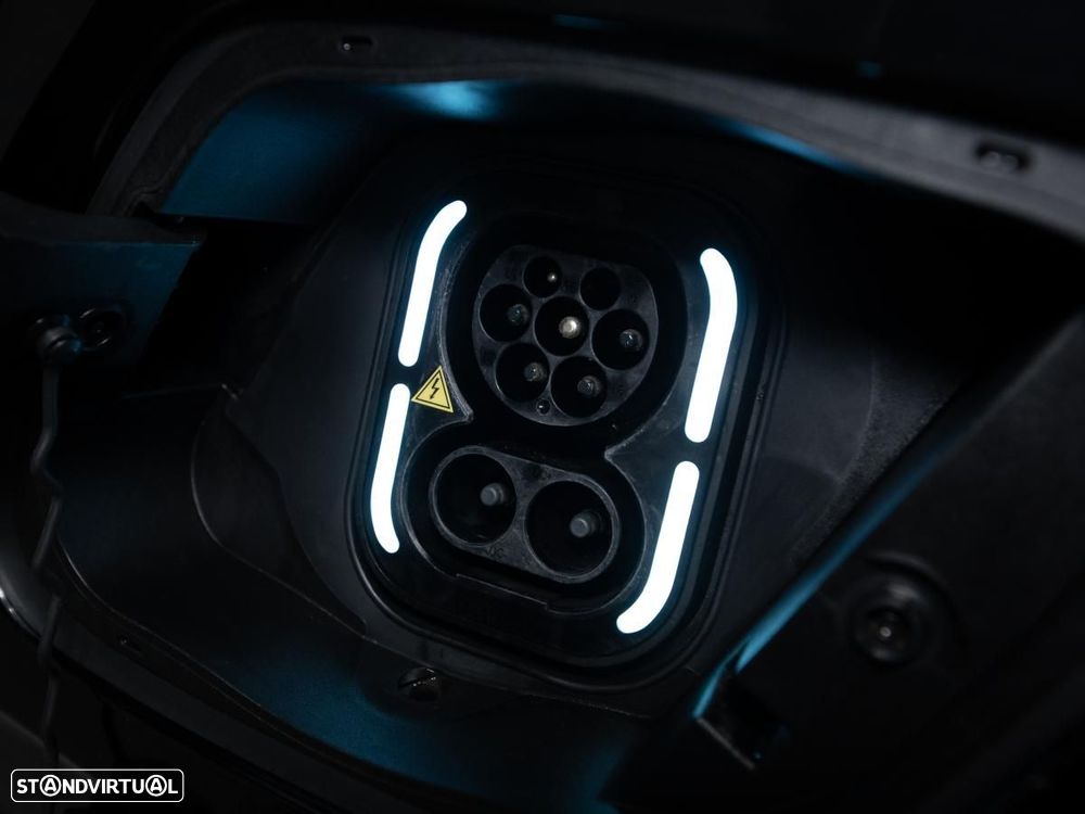 MG MG4 64 kWh Luxury - 13