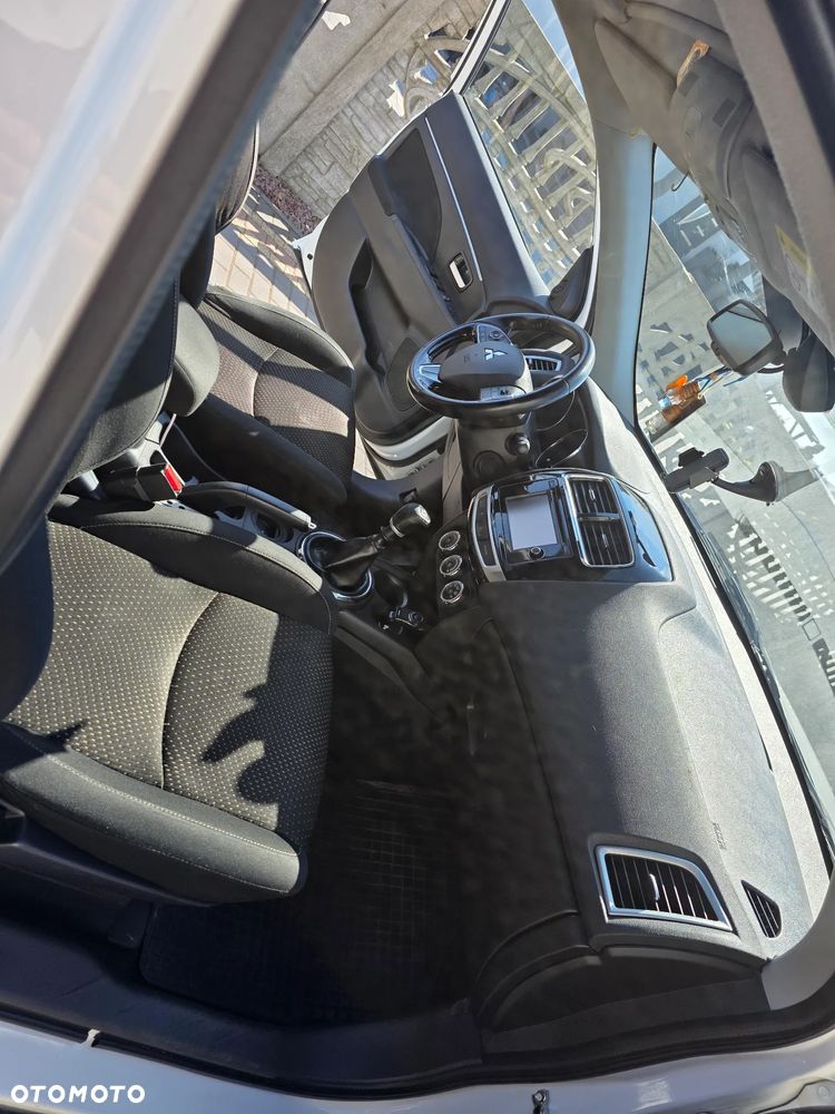 Mitsubishi ASX 1.6 DID Invite AS&G - 10