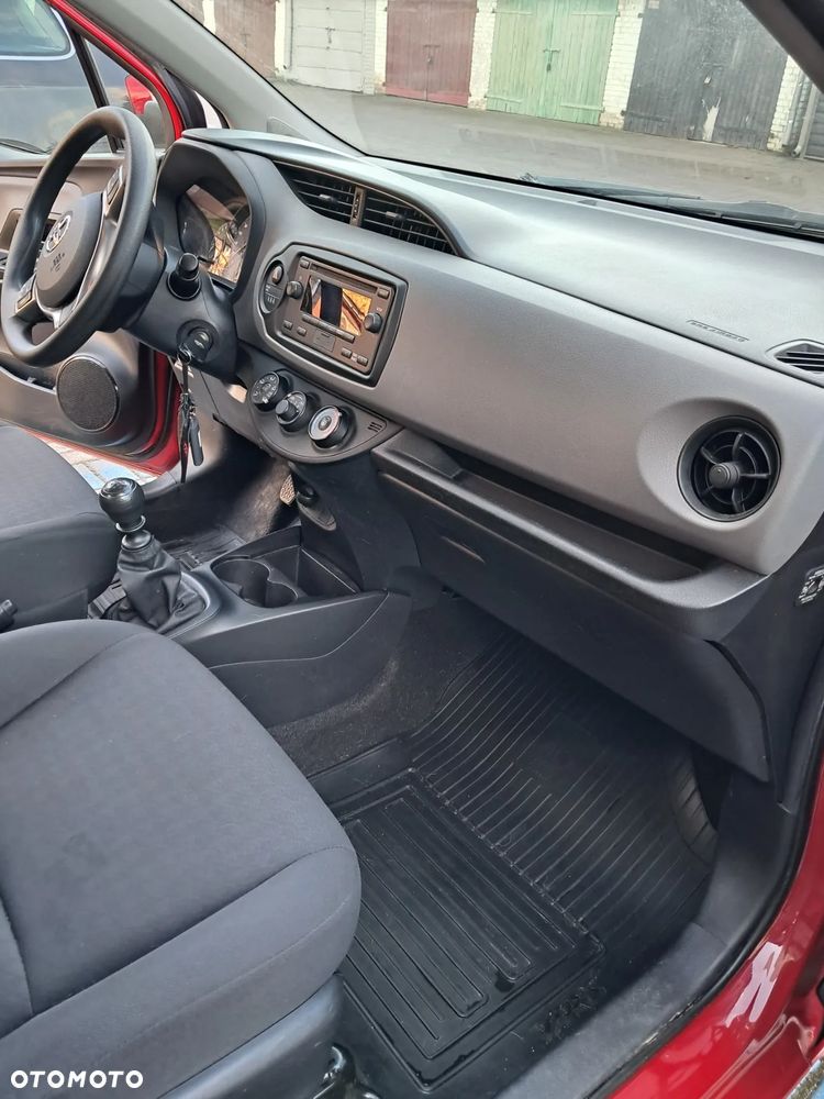 Toyota Yaris 1.5 Selection - 11