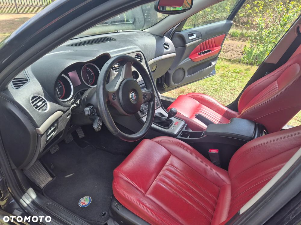 Alfa Romeo 159 2.4JTDM Distinctive - 10