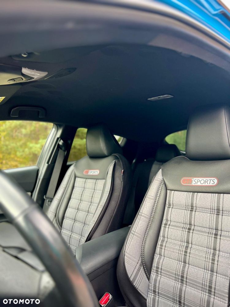 Toyota C-HR 1.8 Hybrid Executive - 8