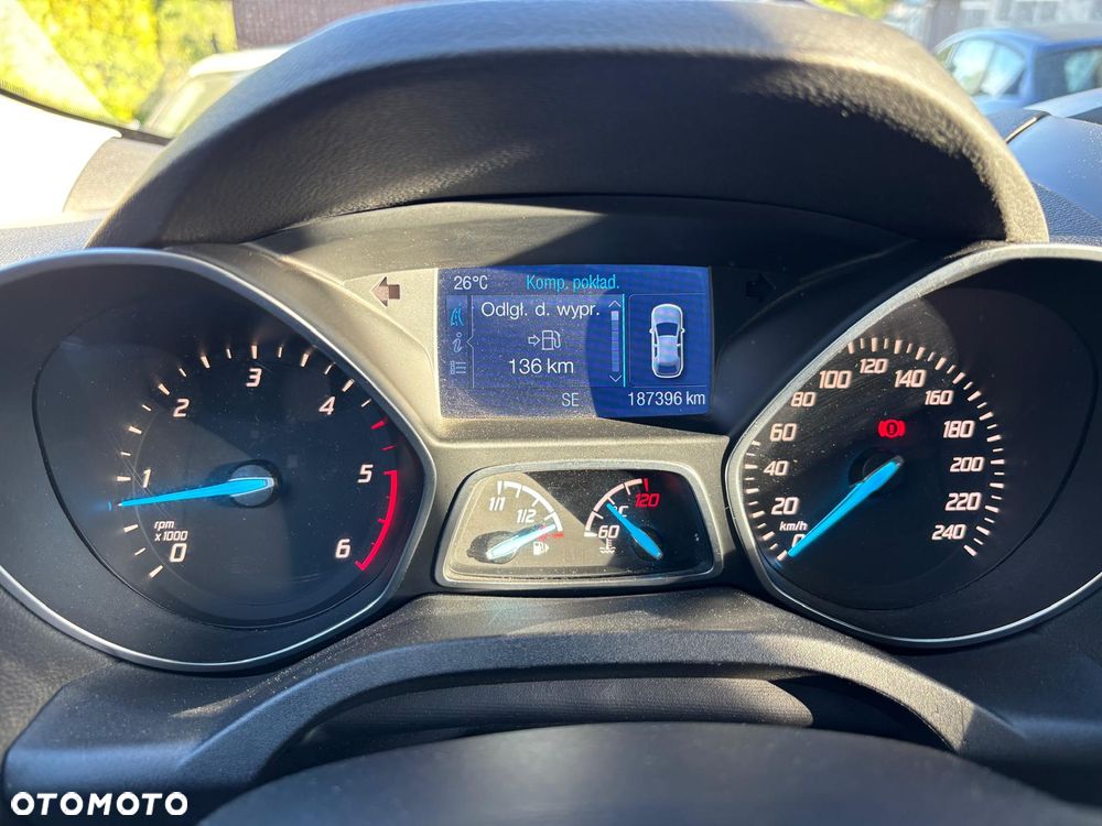 Ford Kuga 2.0 TDCi 4x4 Titanium - 26