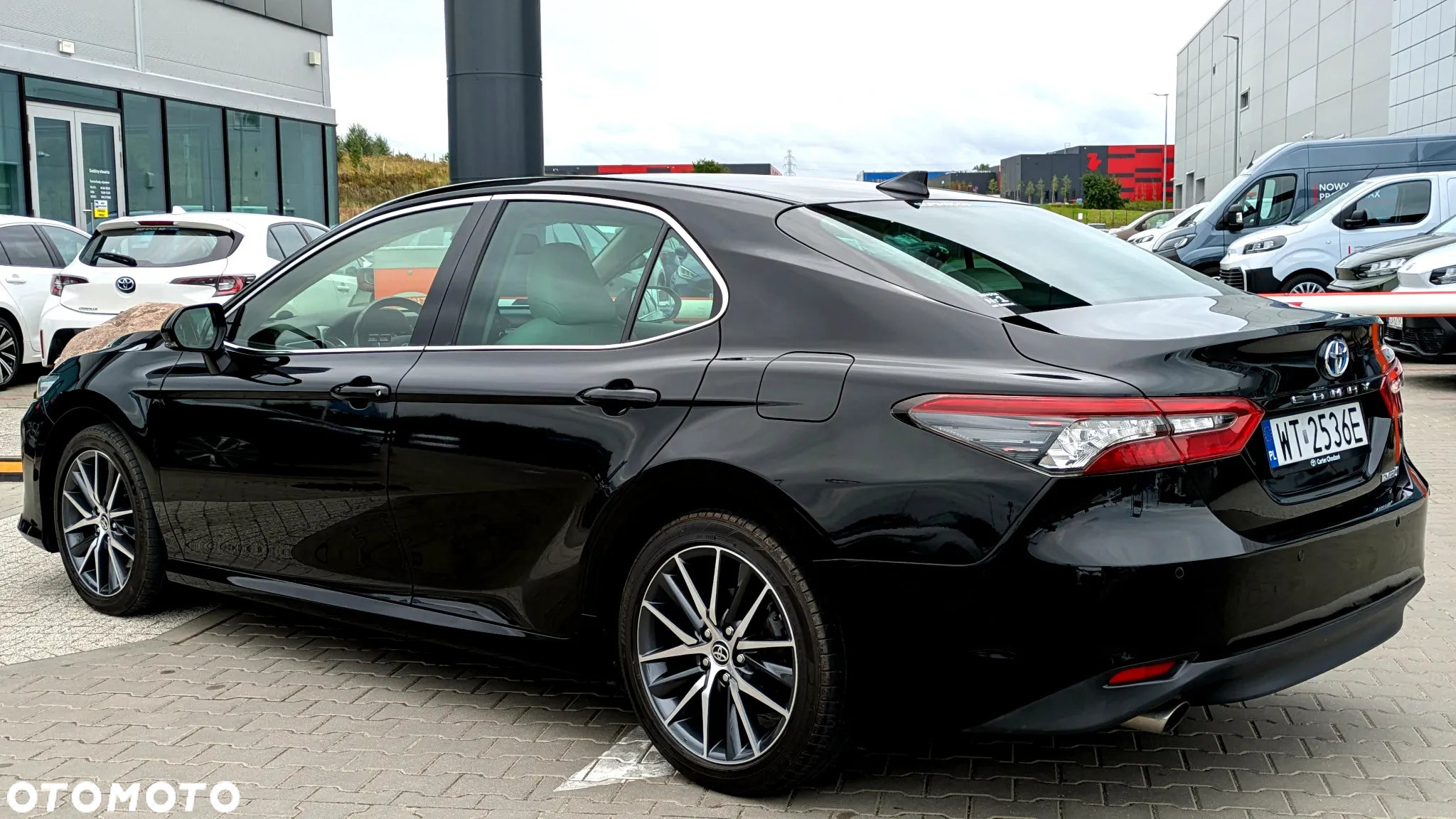 Toyota Camry 2.5 Hybrid Executive CVT - 5