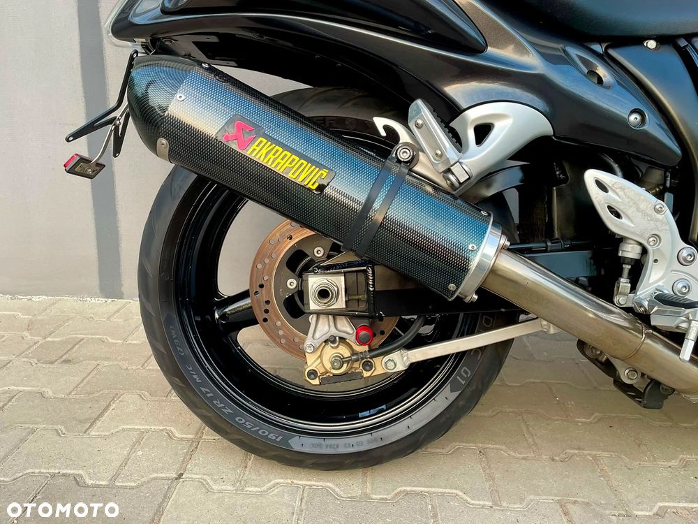 Suzuki GSX-R - 10