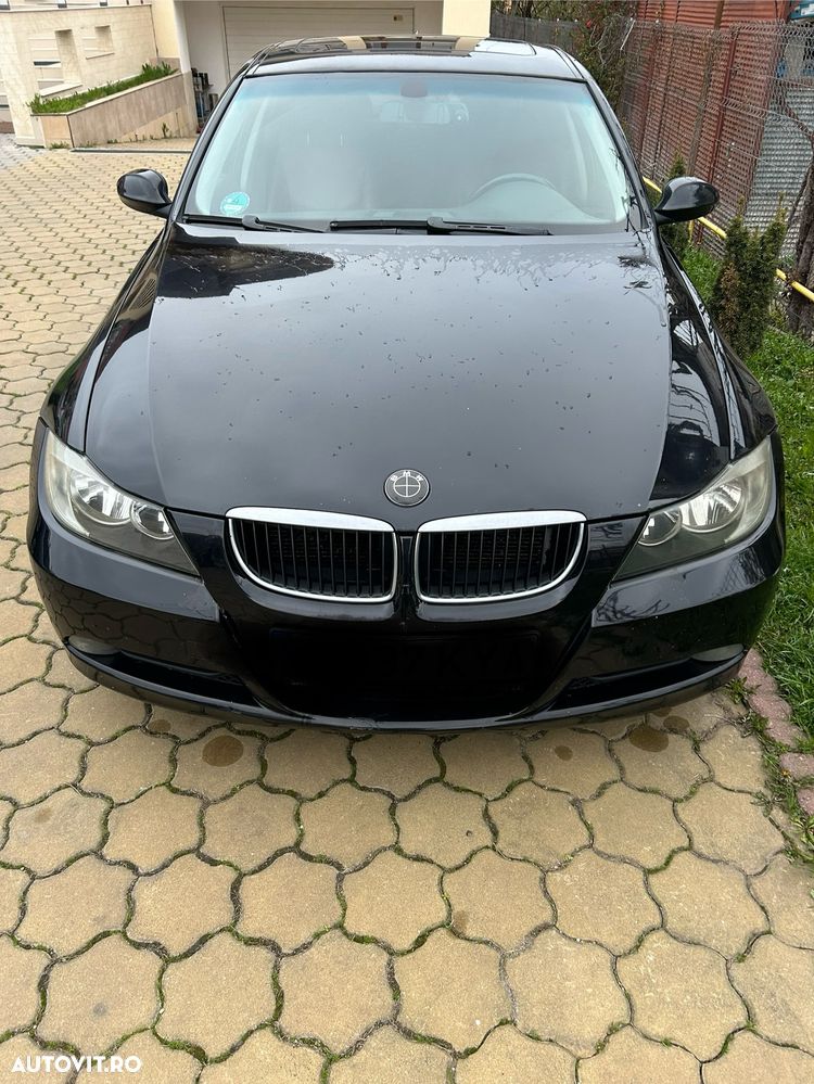 BMW Seria 3 318d - 1