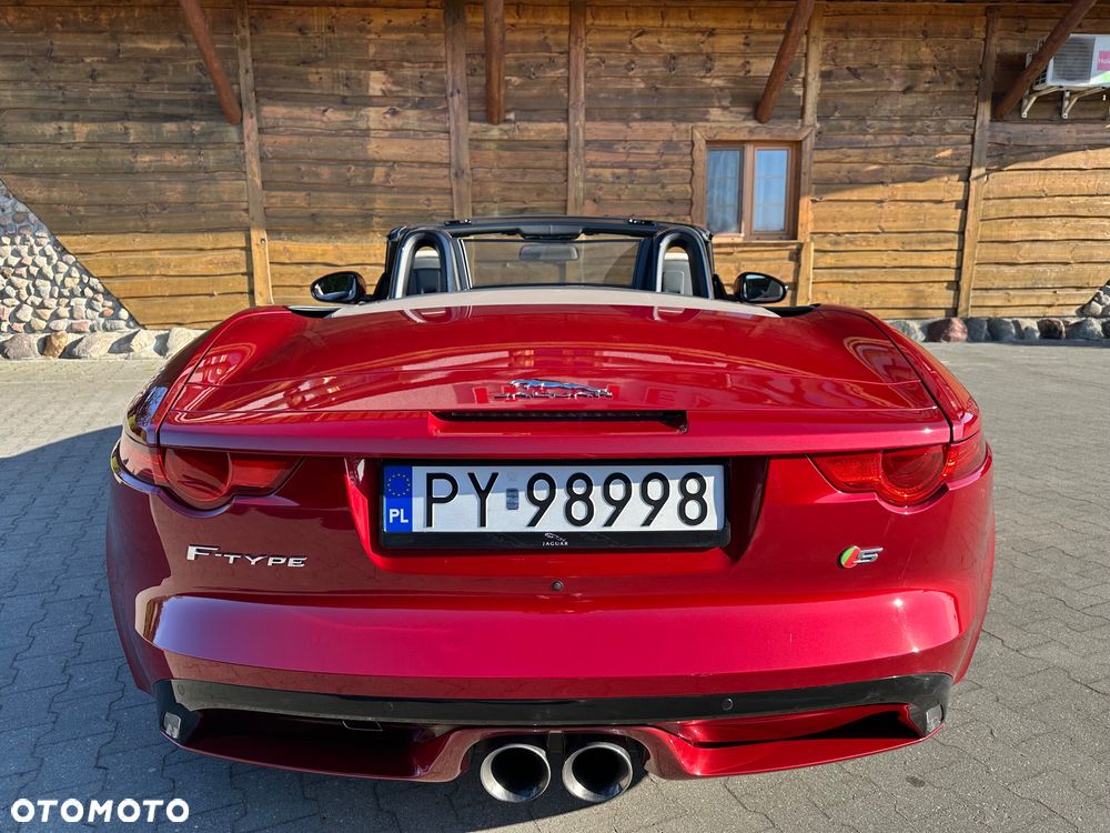 Jaguar F-Type S - 11