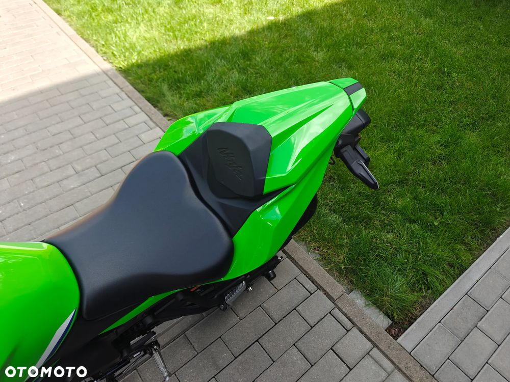 Kawasaki ZX - 8
