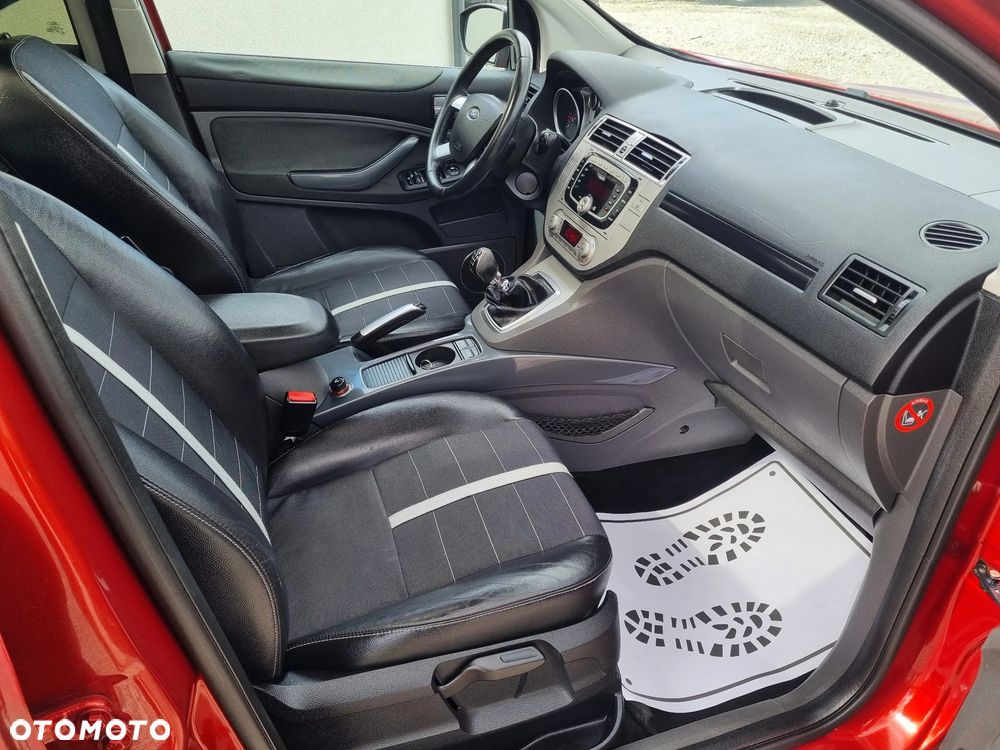 Ford Kuga 2.0 TDCi 4x4 Titanium - 8