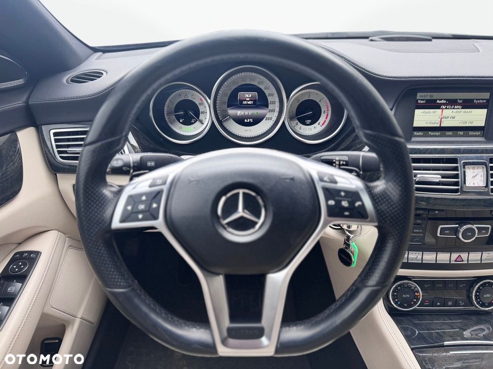 Mercedes-Benz CLS - 15