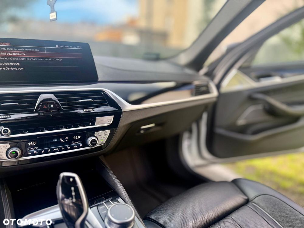 BMW Seria 5 - 27
