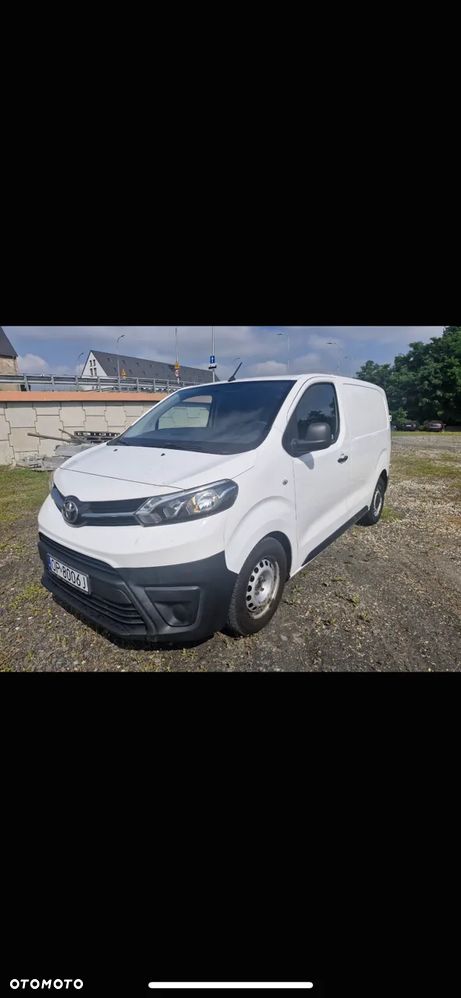 Toyota ProAce - 12