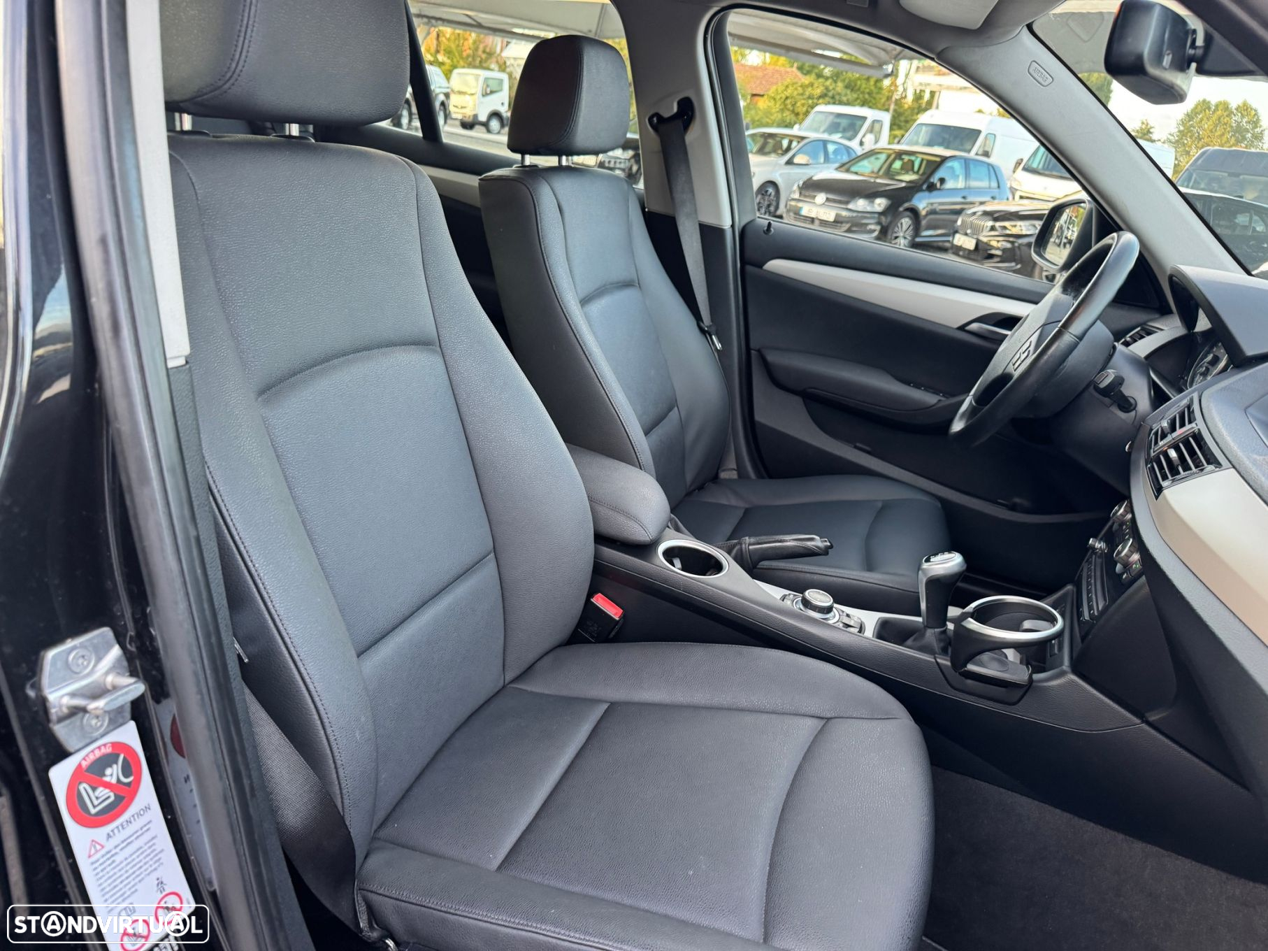 BMW X1 sDrive18d - 12