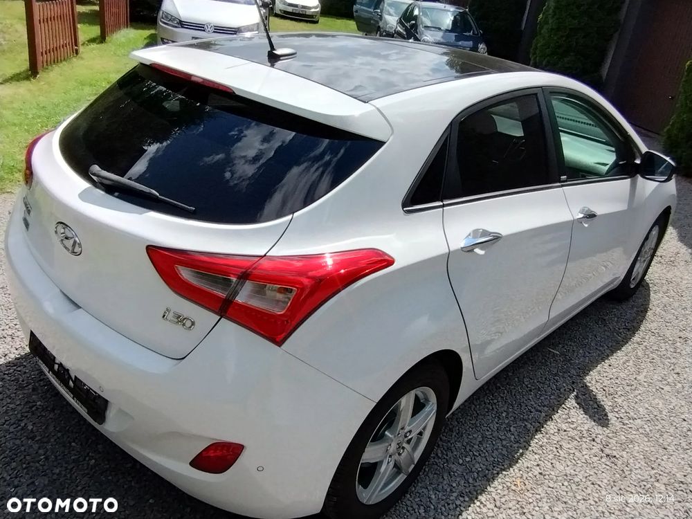 Hyundai i30 1.6 Fifa World Cup Edition - 15