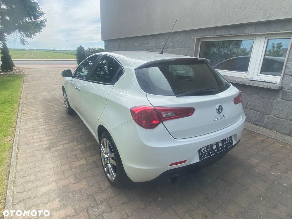 Alfa Romeo Giulietta 1.4 TB 16V - 10