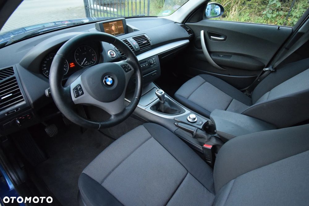 BMW Seria 1 116i - 16