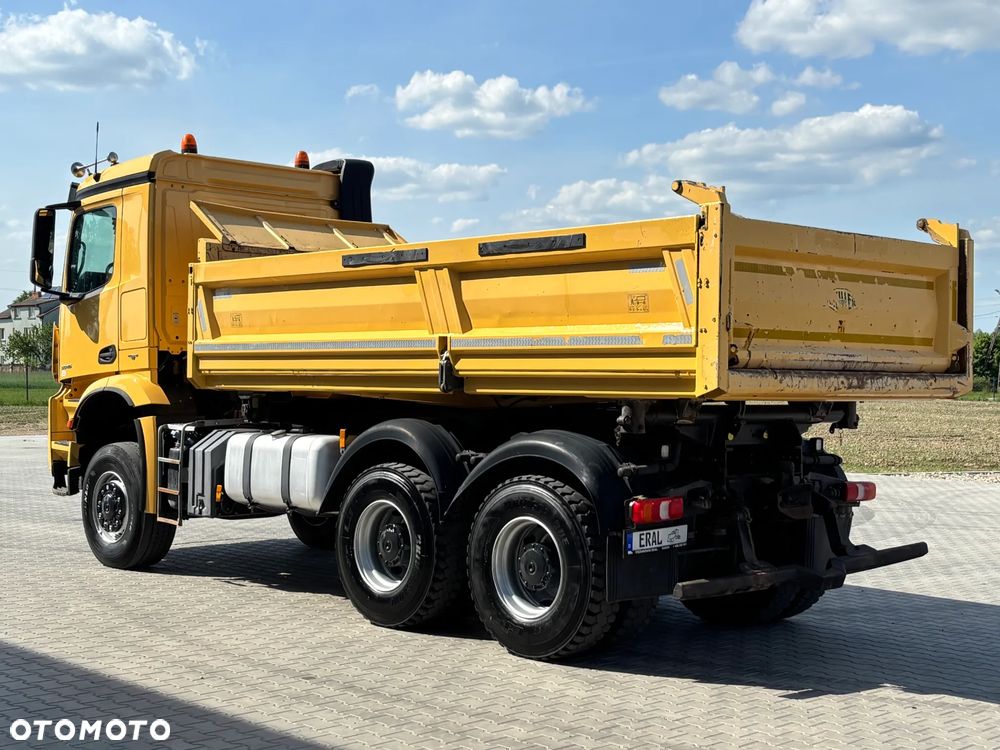 Mercedes-Benz Arocs 3345 MANUAL 6X6  Kipper Meiller 3-stronny Hydroburta stan idealny - 4