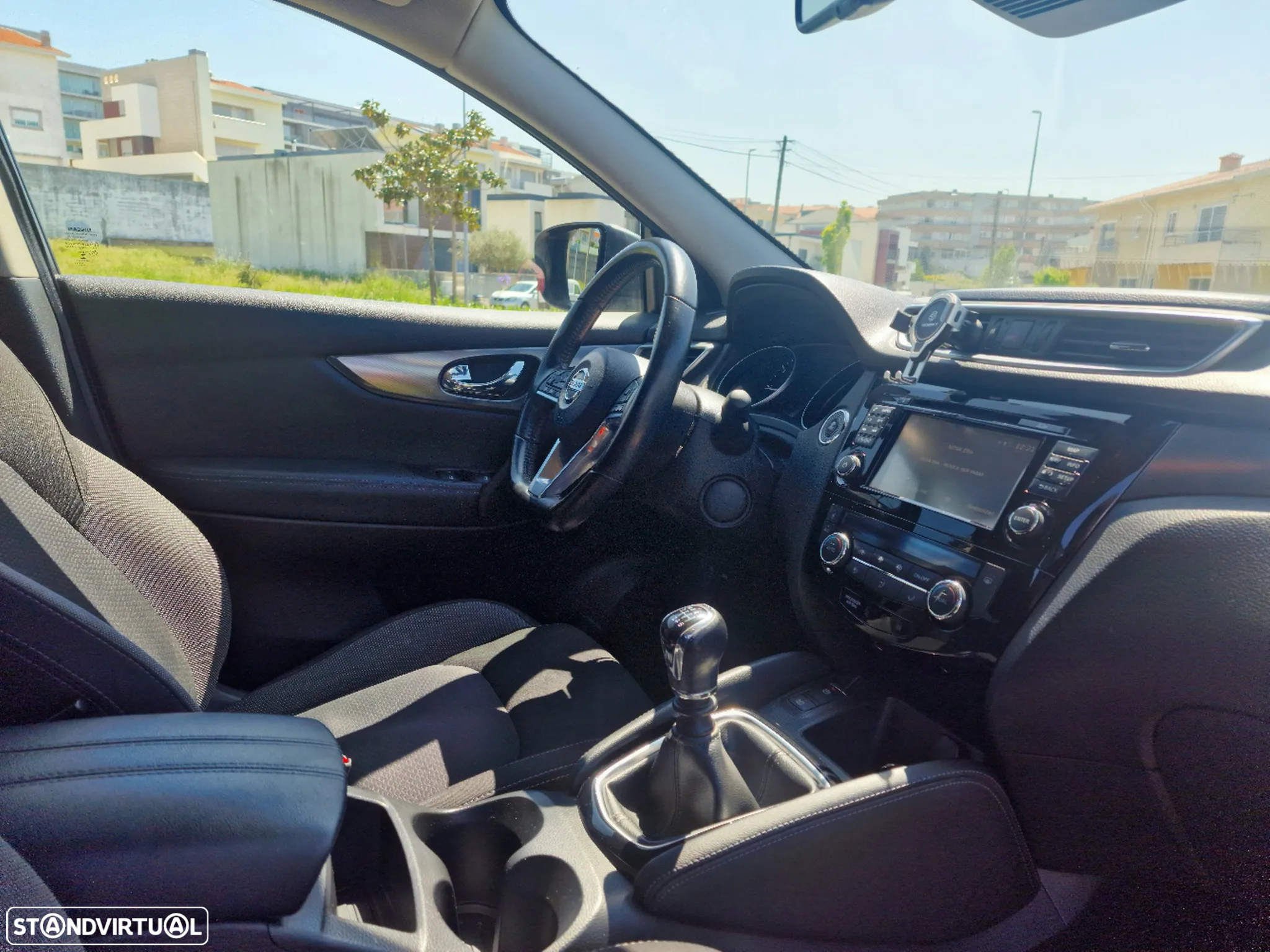 Nissan Qashqai 1.5 dCi N-Connecta - 9