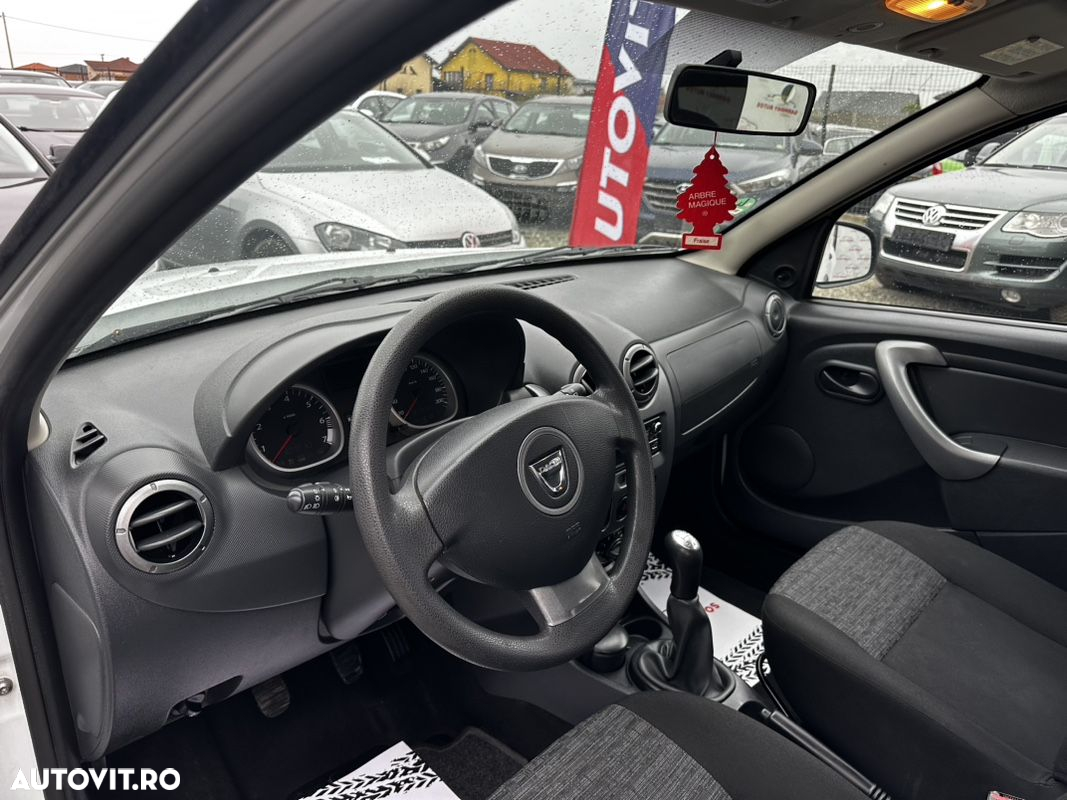 Dacia Duster 1.6 4x2 Prestige - 12