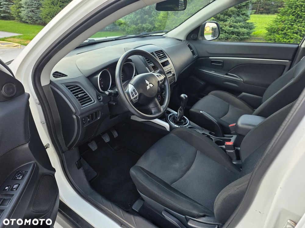 Mitsubishi ASX 1.6 ARCTIC - 13