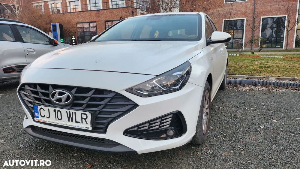 Hyundai i30 1.5 110CP 5DR M/T Comfort - 1