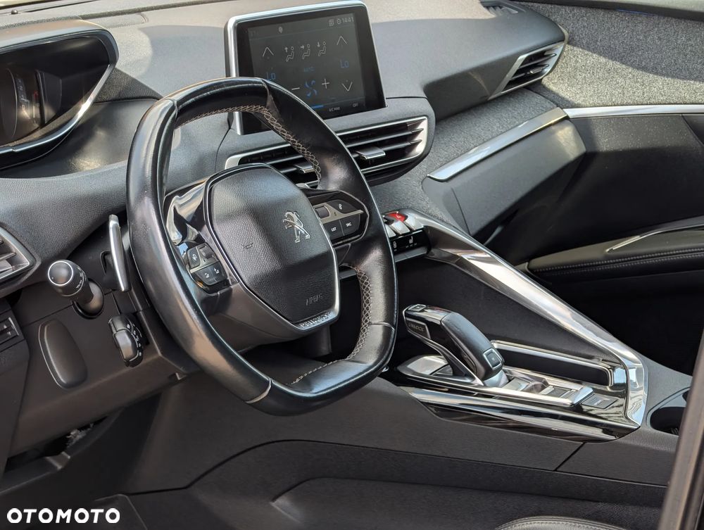 Peugeot 5008 BlueHDi 130 EAT8 Allure - 21