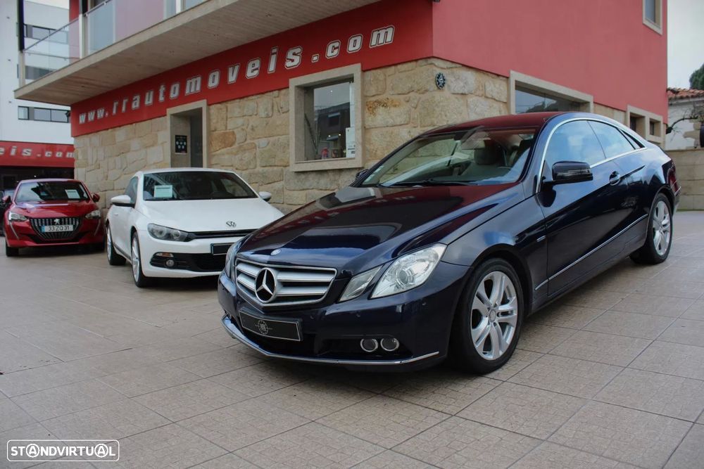 Mercedes-Benz E 200 CGI Elegance BlueEfficiency - 1