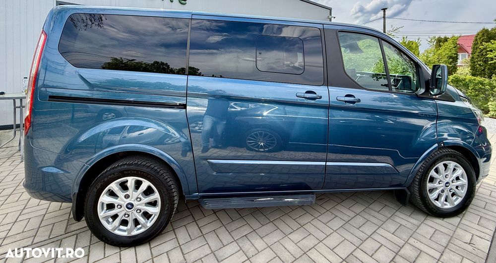 Ford Tourneo Custom - 14