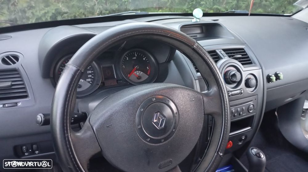 Renault Mégane - 2