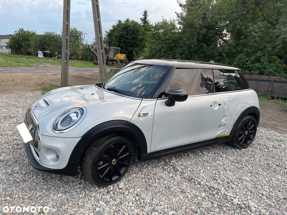 MINI Cooper SE Electric Trim - 4
