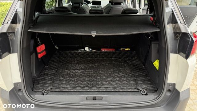 Peugeot 5008 2.0 BlueHDI GT S&S EAT8 - 16