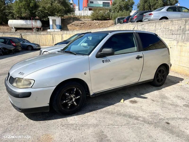 Seat IBIZA II Van 1.9 SD de 2000 - 1