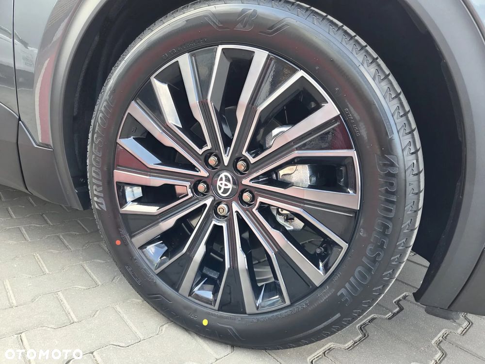 Toyota C-HR+ 77kWh 4x4 Executive - 37