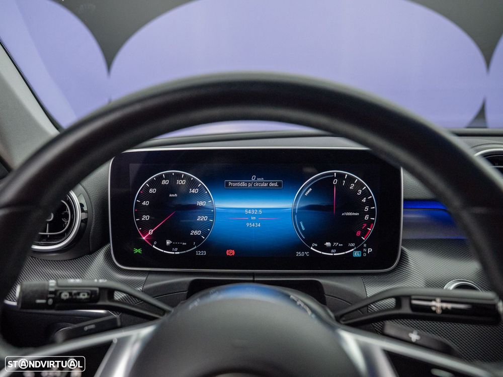 Mercedes-Benz C 300 e Avantgarde - 18