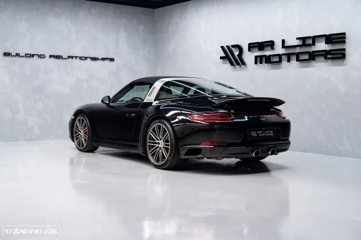 Porsche 911 (991) - 12