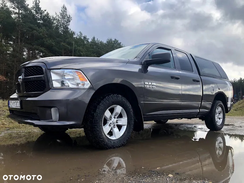 RAM 1500 - 12