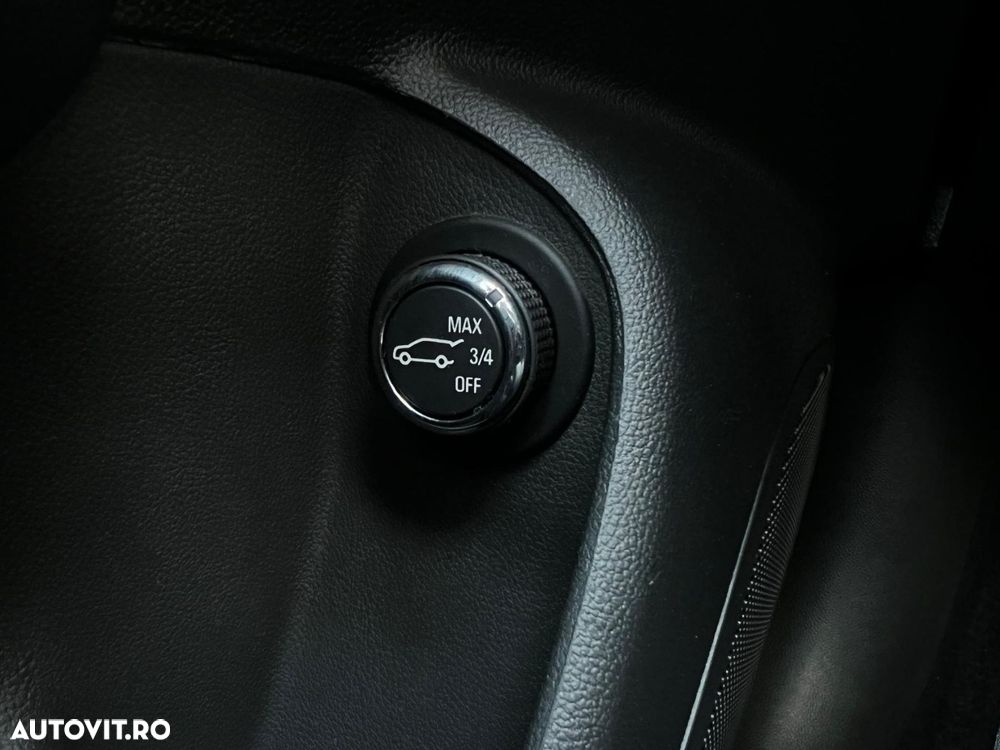 Opel Insignia - 27