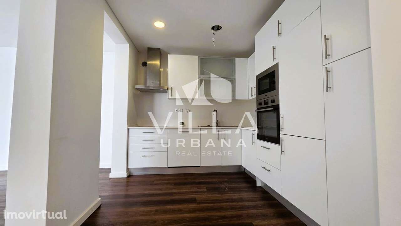 Apartamento T2 c/ Espaço Exterior localizado no Centro de Almada - Grande imagem: 4/31