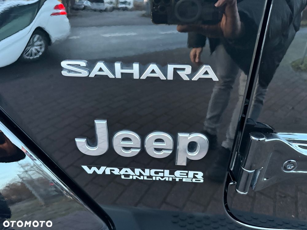 Jeep Wrangler Unlimited GME 2.0 Turbo Sahara - 22