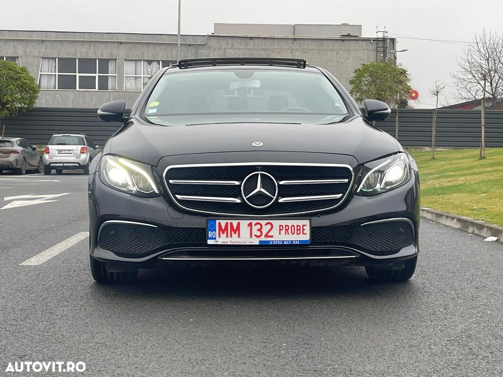 Mercedes-Benz E 220 d 4Matic T 9G-TRONIC Avantgarde - 16