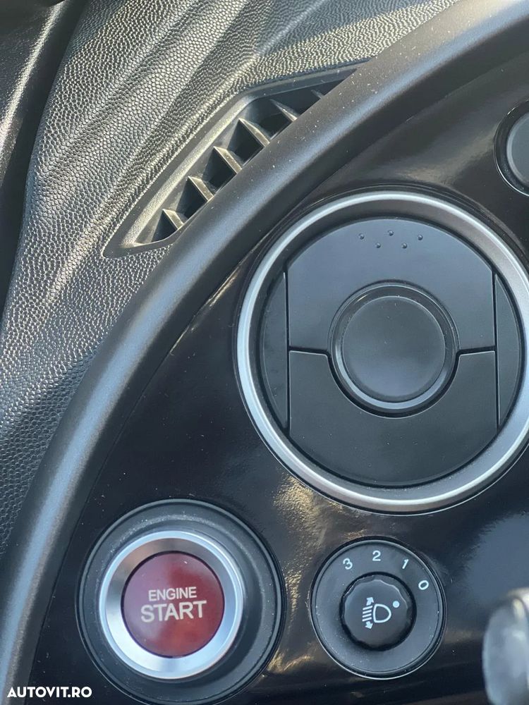 Honda Civic 1.8i Aut Sport - 11