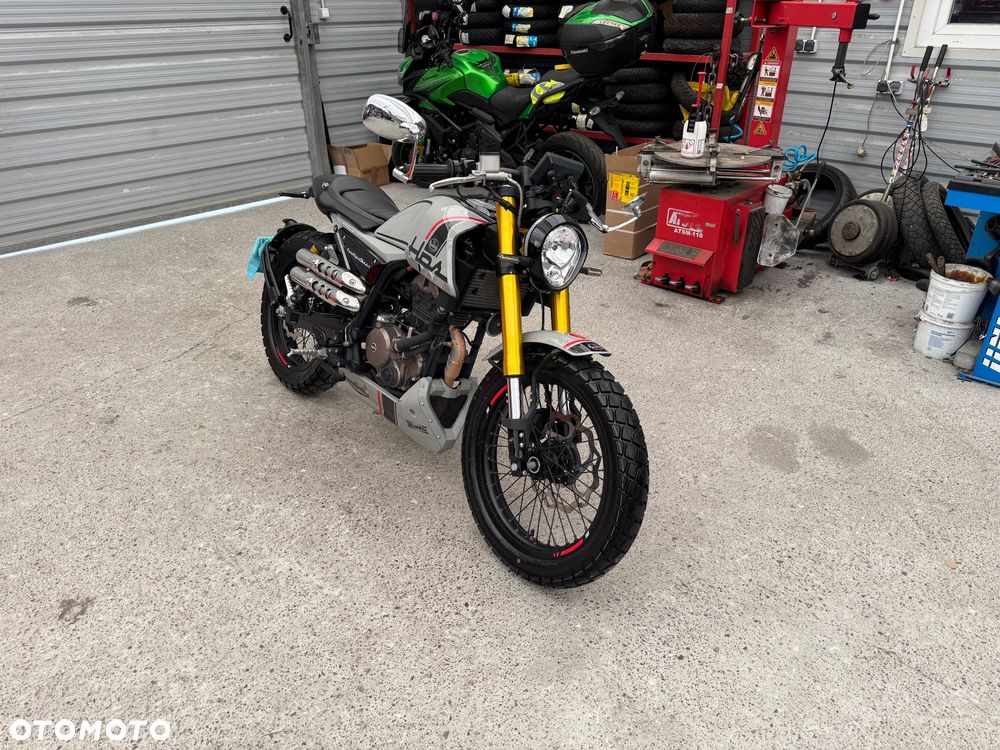 Mondial HPS 125 - 1
